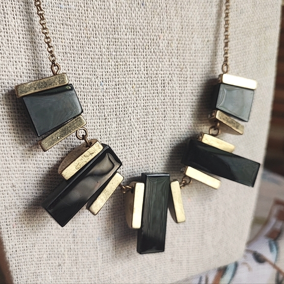 J. Crew Art Deco Jet Black Lucite Acrylic Oxidized Brass Tone Statement Necklace - Picture 6 of 10